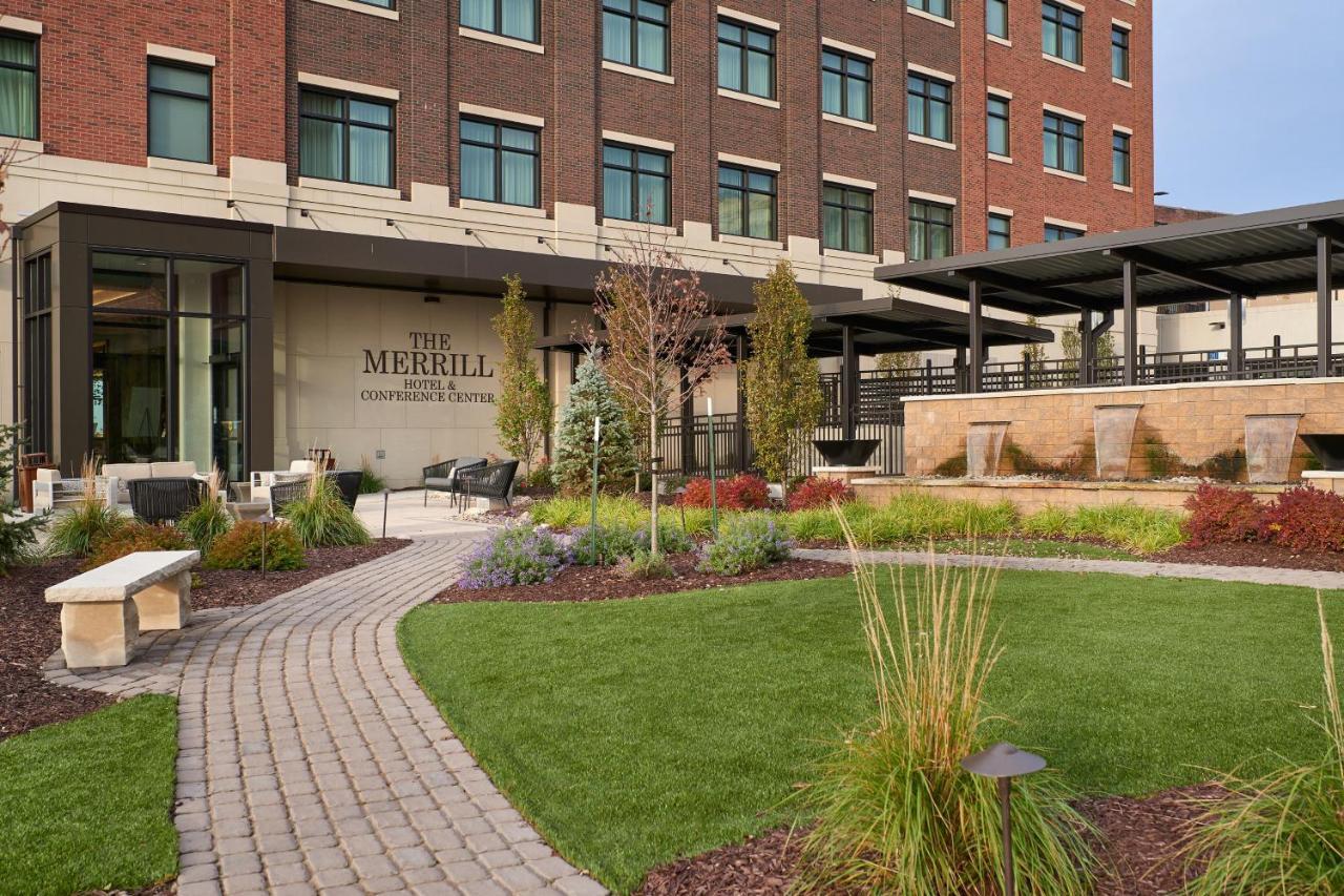 The Merrill Hotel & Conference Center, Muscatine, A Tribute Portfolio Hotel Екстериор снимка